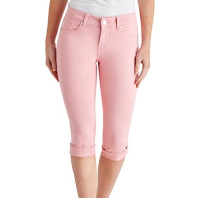 Pale pink must have capri trousers